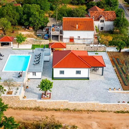 Villa Effort Skradin - Sibenik *