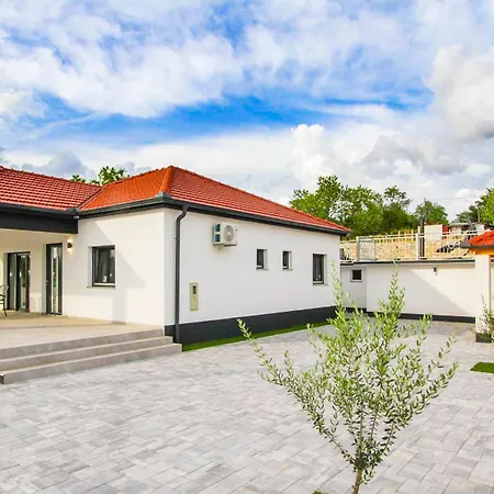 Villa Effort Skradin - Sibenik Vačani