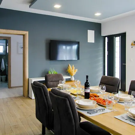 Villa Effort Skradin - Sibenik *