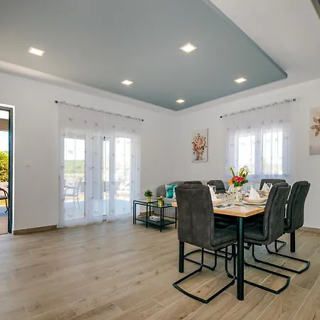 Villa Effort Skradin - Sibenik *