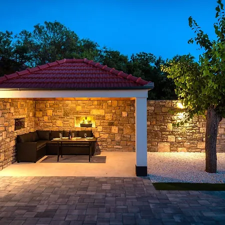 Villa Effort Skradin - Sibenik