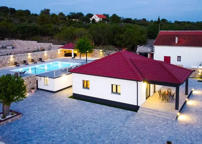 Effort Skradin - Sibenik