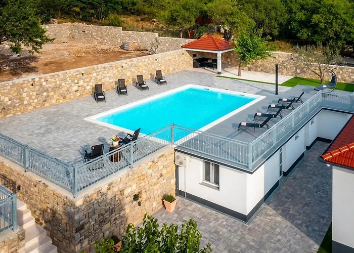 Villa Effort Skradin - Sibenik *